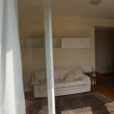 Paradisett 4* קומו