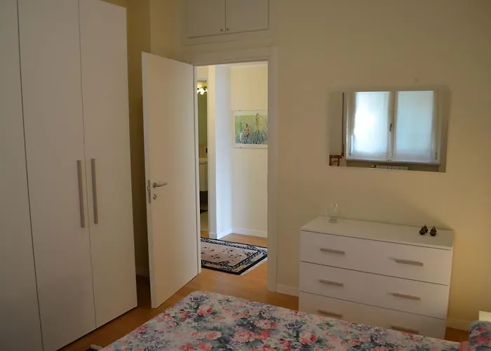 Paradisett Oda ve Kahvaltı 4*